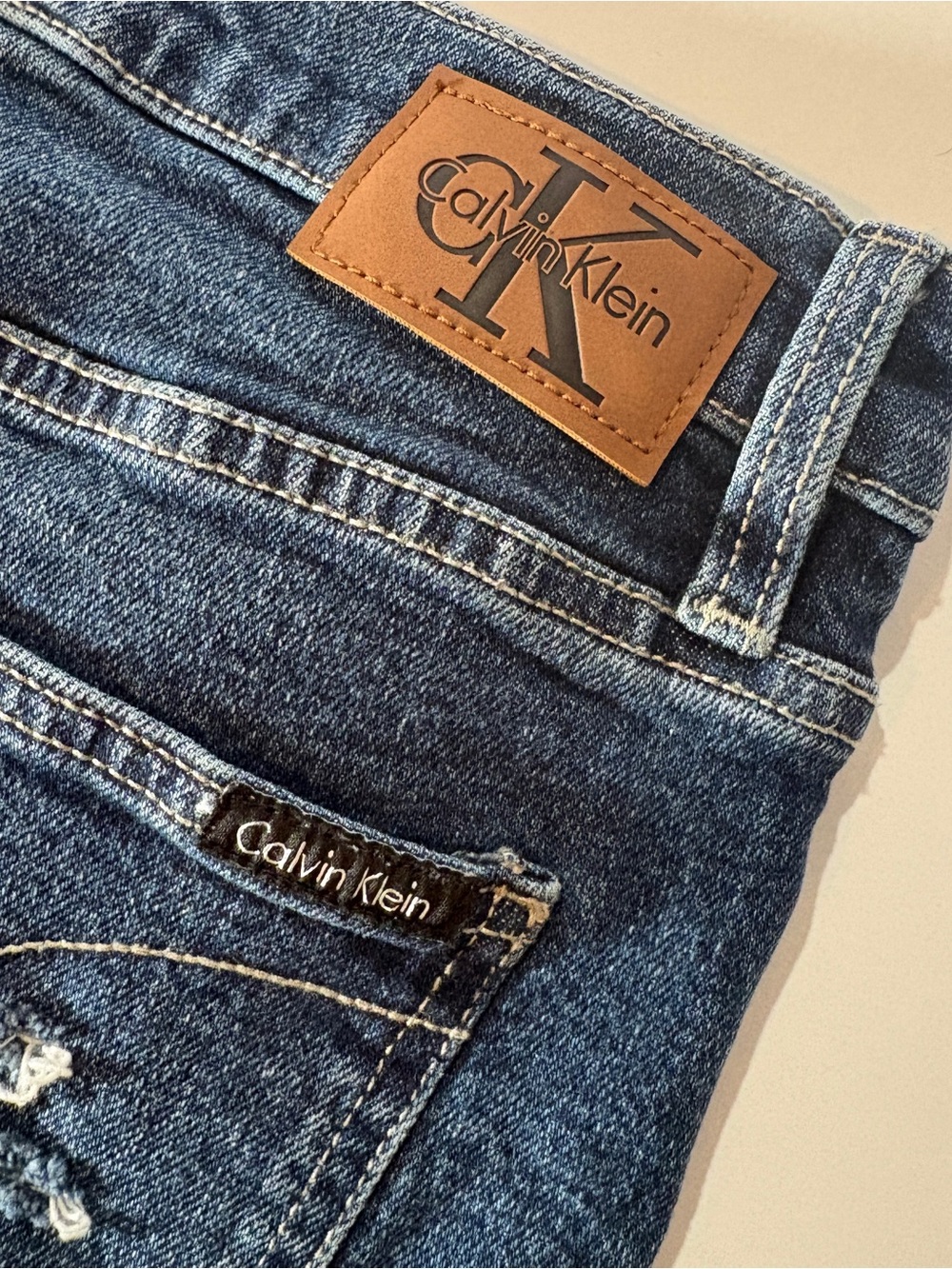 Calvin Klein Distressed Straight Leg Jeans Size 8